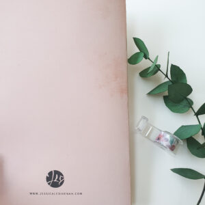 Arrière carnet à dessin lapin